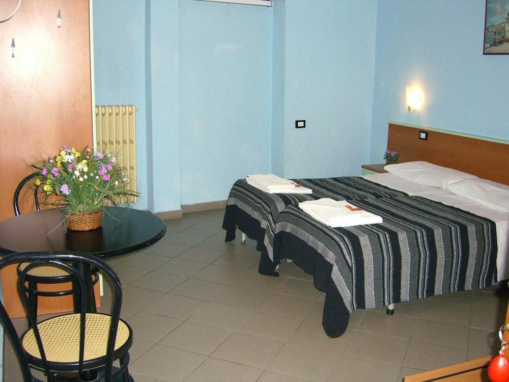 Hotel Mercurio Milano Eksteriør bilde
